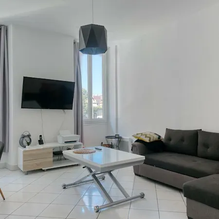 Apartment Large For 4 With Balcony ⁂ Riquier ⁂ Nice